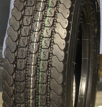 Le camion radial de prix usine bandent l'excellente résistance à l'usure de capacité de chargement AR111 8.25R16LT